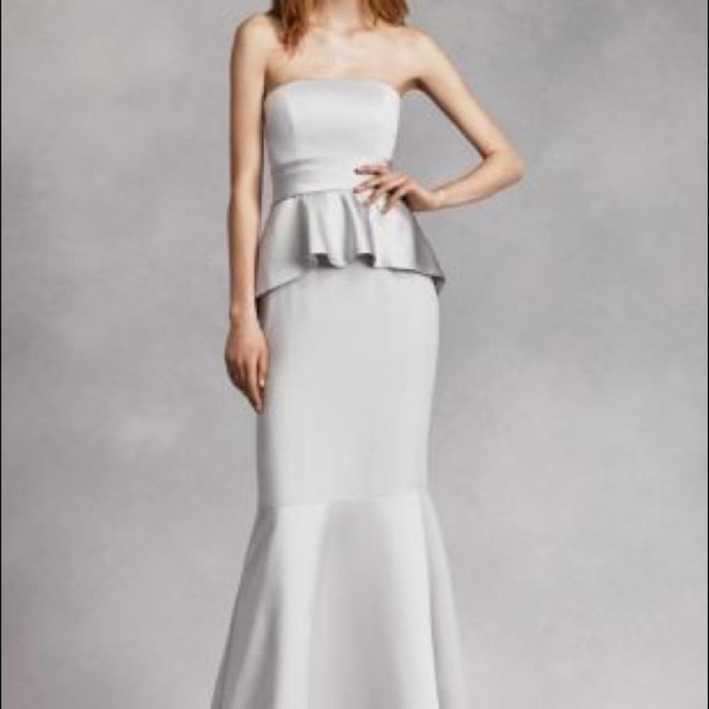 Formal Dress Silver Peplum Long - Vera Wang